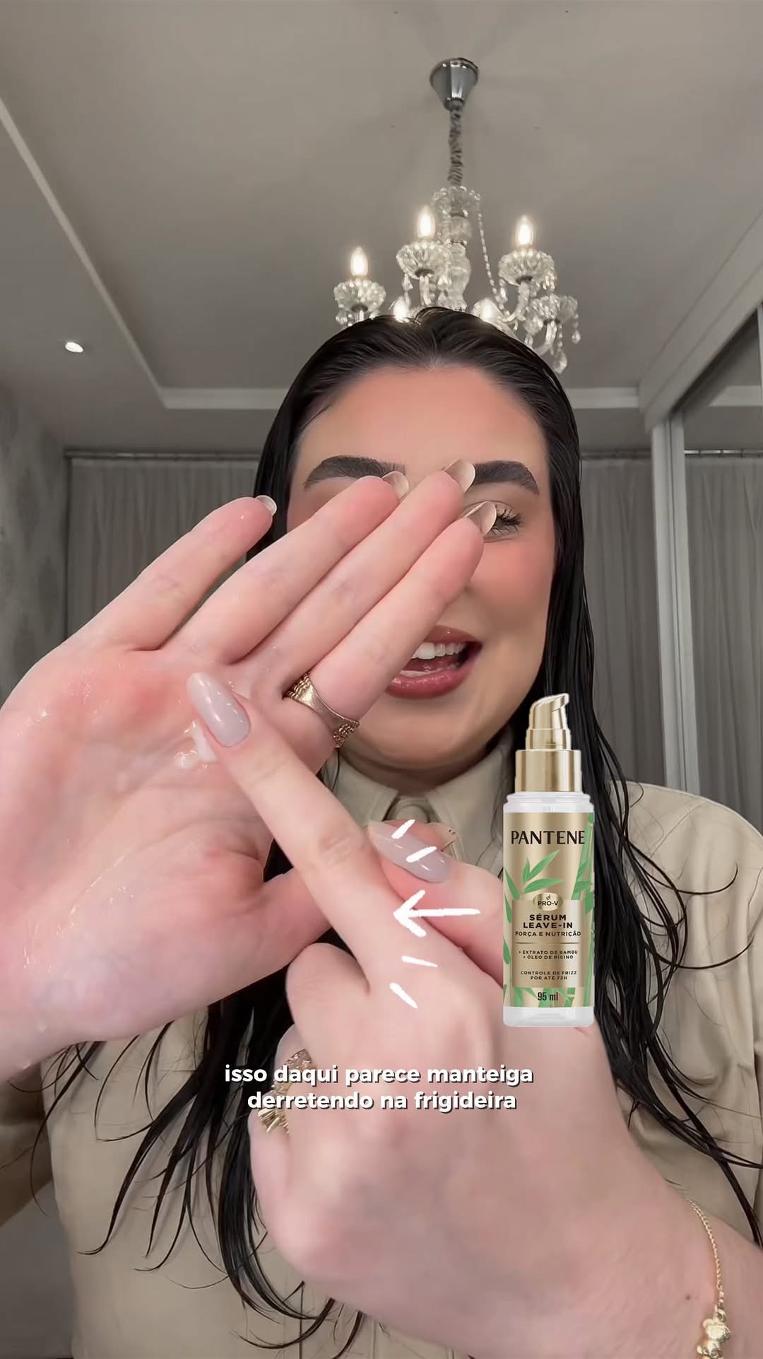 Textura com a tecnologia do efeito melt que eu nunca vi antes. Minhas impressões sobre o Novo Sérum Pantene Bambu, que garante controle de frizz sem pesar por até 72 horas 💛

@pantenebrasil l #SerumPanteneBambu #CabeloPantene #TratamentosPantene #Publicidade