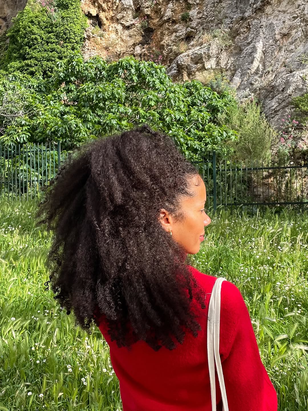 🎶Eu nunca fiz coisa tão certa🎶

Vendo essas fotos e confirmando que esse cabelo é a melhor moldura que minha face poderia ter. 🙌🏾

#cabelocrespo #crespa #naturalhair #afrohair