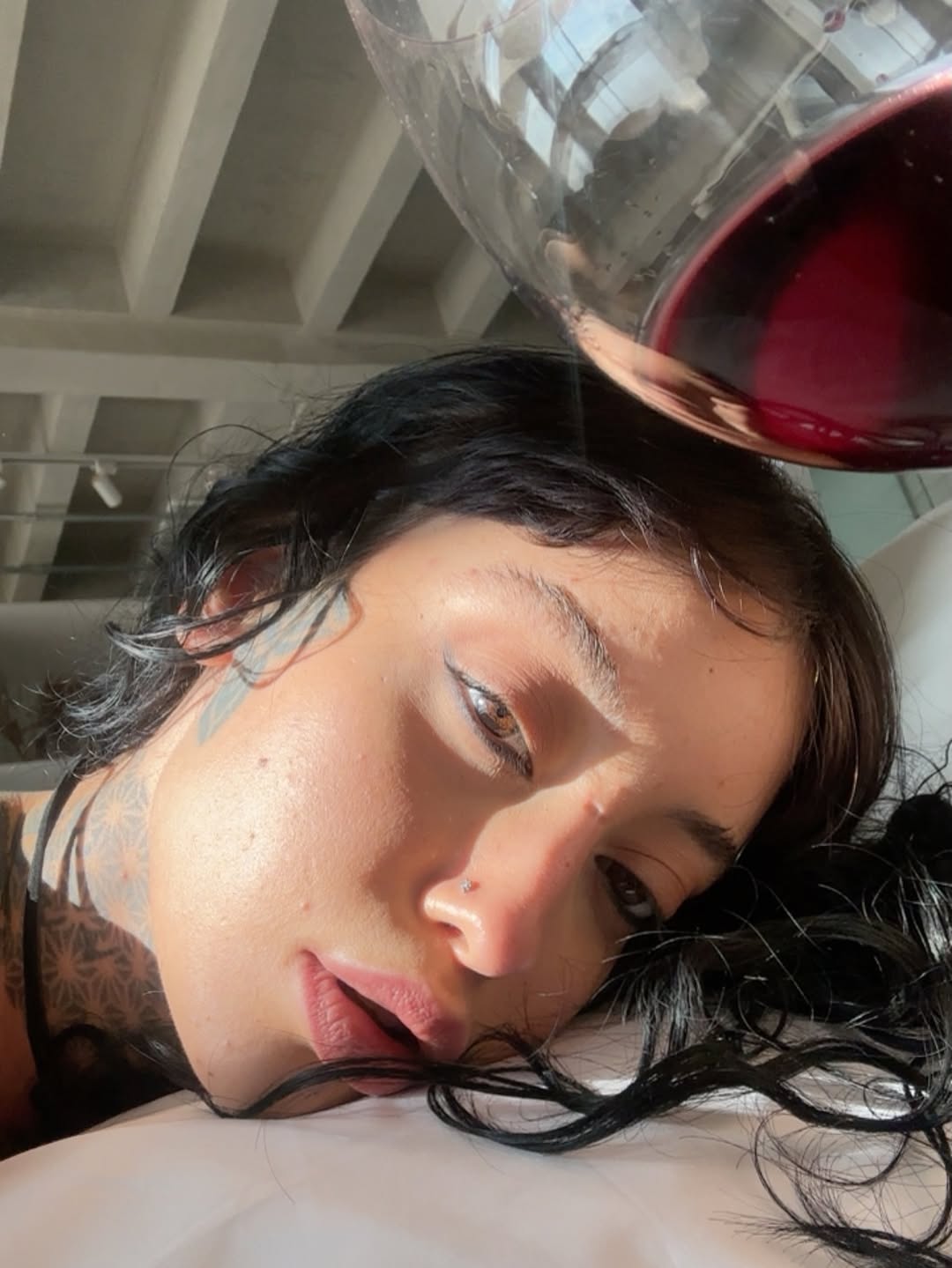 Adora-me & para o tempo só pra mim 🍷
