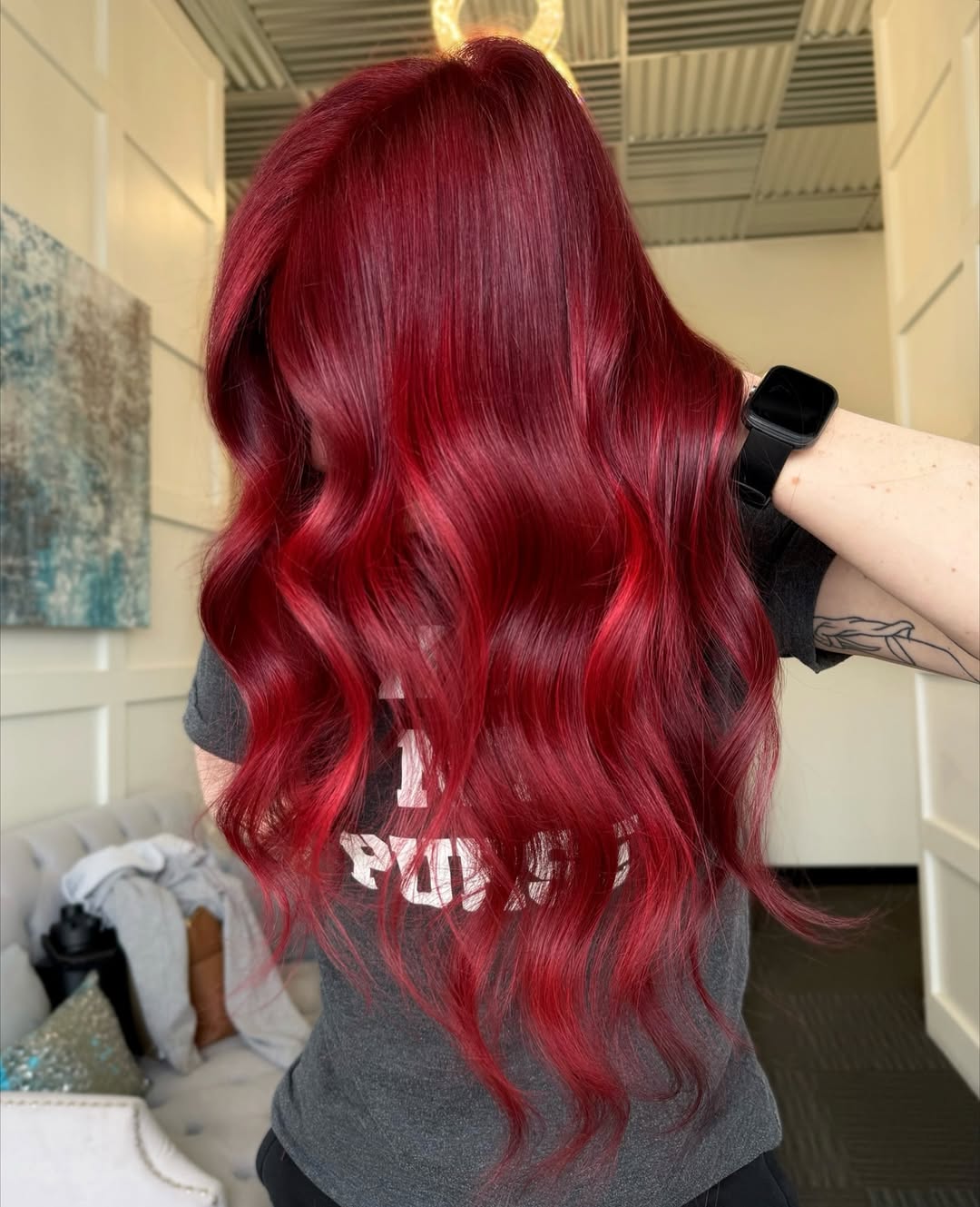 ✨❤️🍸🍒 CHERRY MARTINI 🍒🍸❤️✨

@pulpriothair will always be THAT girlllllll 🥵🫶🏼

styled + finished with my faves ofc @alkalibeauty @oligclub @milkshakehairpro @ergostylingtools @jrlusabeauty 👏🏼

book with yours truly, link in bio 🔗 
.
.
.
.
.
#redhair #pulpriot #vividhair #cthair #cthairstylist