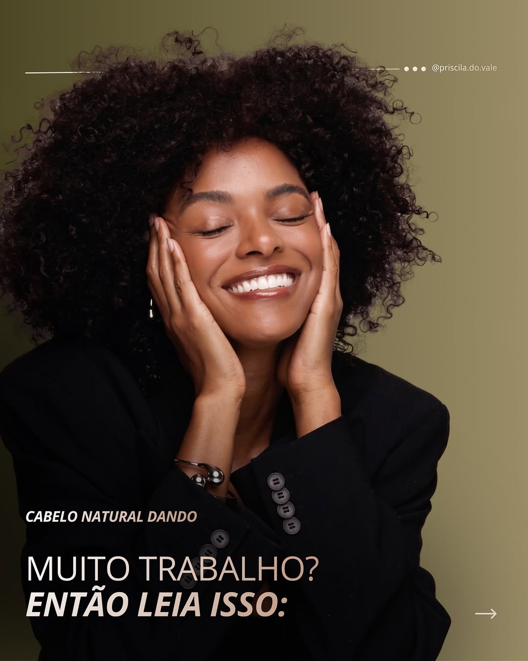 Muitas mulheres cresceram acreditando que precisavam “domar” os próprios cachos.

Diminuir o volume, esconder o frizz ou tentar transformar o cabelo em algo que ele nunca precisou ser.

Mas cachos têm identidade, movimento e personalidade. Quando você entende o que seu fio realmente precisa, tudo muda. O cuidado fica mais leve e o espelho também passa a mostrar outra relação com você mesma. 💛

Me conta: qual é sua maior dificuldade com seus cachos? 👇🏽

E envia esse post para uma amiga cachead