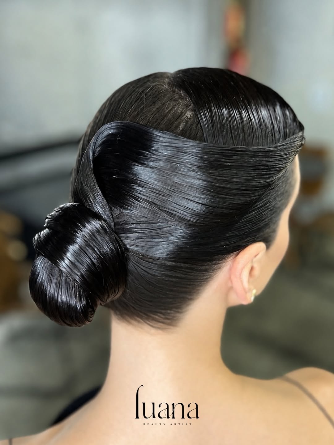 ✨Sleek Bun_______