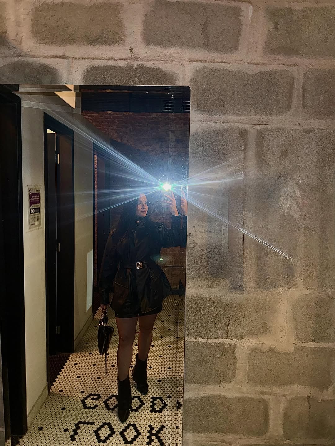 🐈‍⬛✨
