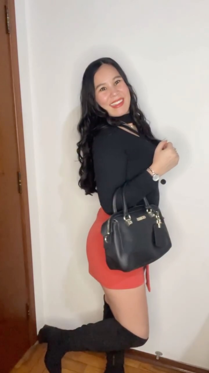 Quanto mais você investe em quem você é, menos depende do que acontece ao seu redor ✨

Sua mentalidade define seus resultados. Seu caráter abre portas. Sua disciplina te leva mais longe. E sua fé te mantém firme quando ninguém mais acredita 🤍

Continue construindo aquilo que ninguém pode tirar de você. O resto é consequência 😉

#mentalidade #desenvolvimentopessoal #foconosobjetivos #fé #reflexãodevida