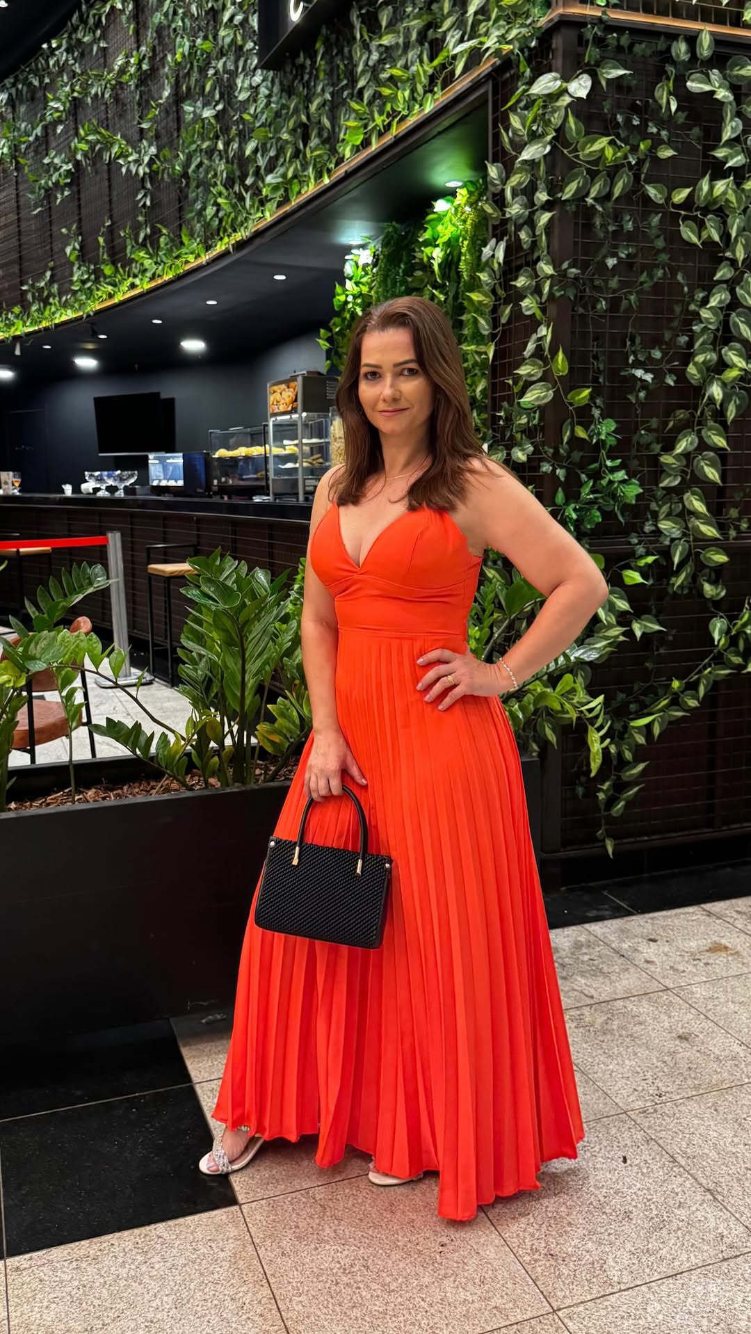 Segunda é dia de TBT ?? Não 🙃
Mas o celular está travandooo …. Então bora postar pra liberar espaço na galeria 🤣
*
*
*
#🎶♥️ 
#anacarolina 
#showperfeito 
#claroquechoreiné 
#musicasquetocamocoração