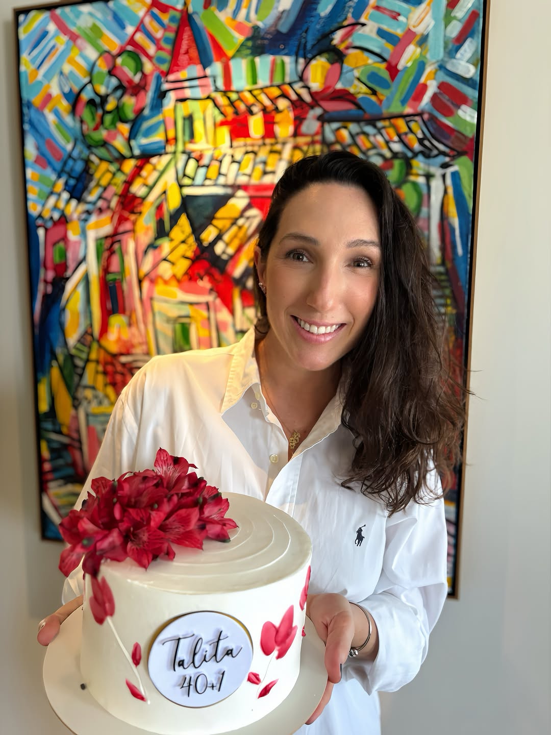 41 anos. Mãe de dois, cercada de amor e com o coração mais cheio do que nunca. Que a vida continue me presenteando com motivos para agradecer e celebrar… VIVA A VIDA!!! 🎉❤️🎂 #MyNiver