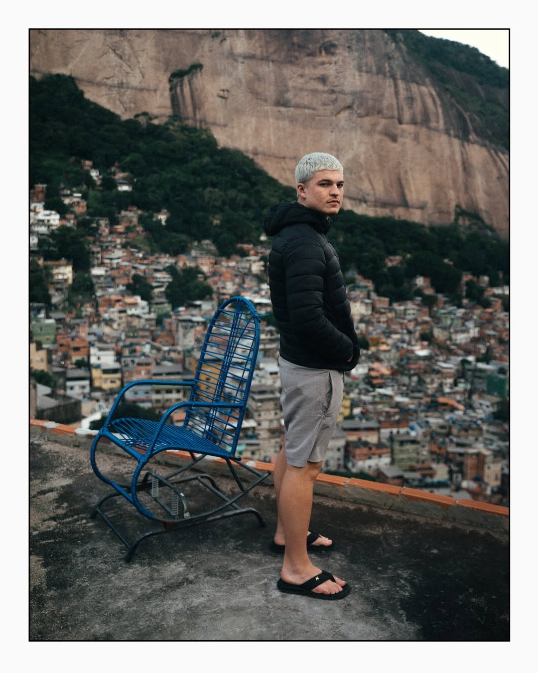 @pk021_  para People do Rio.