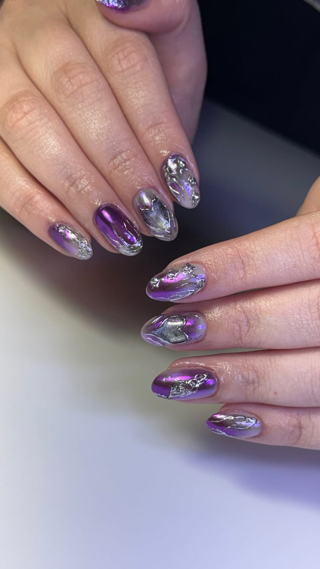 UNHAS NOVAS 💅🏻

Ok, eu acho que essas são as minhas favoritas até agora? Na verdade é difícil escolher já que a Monique arrasa SEMPREEE ✨✨

Que que cê tá esperando pra agendar seu horário e ficar unhuda & bela, hein? 

#newnails #nailart #juizdefora #parceria #nailrartist