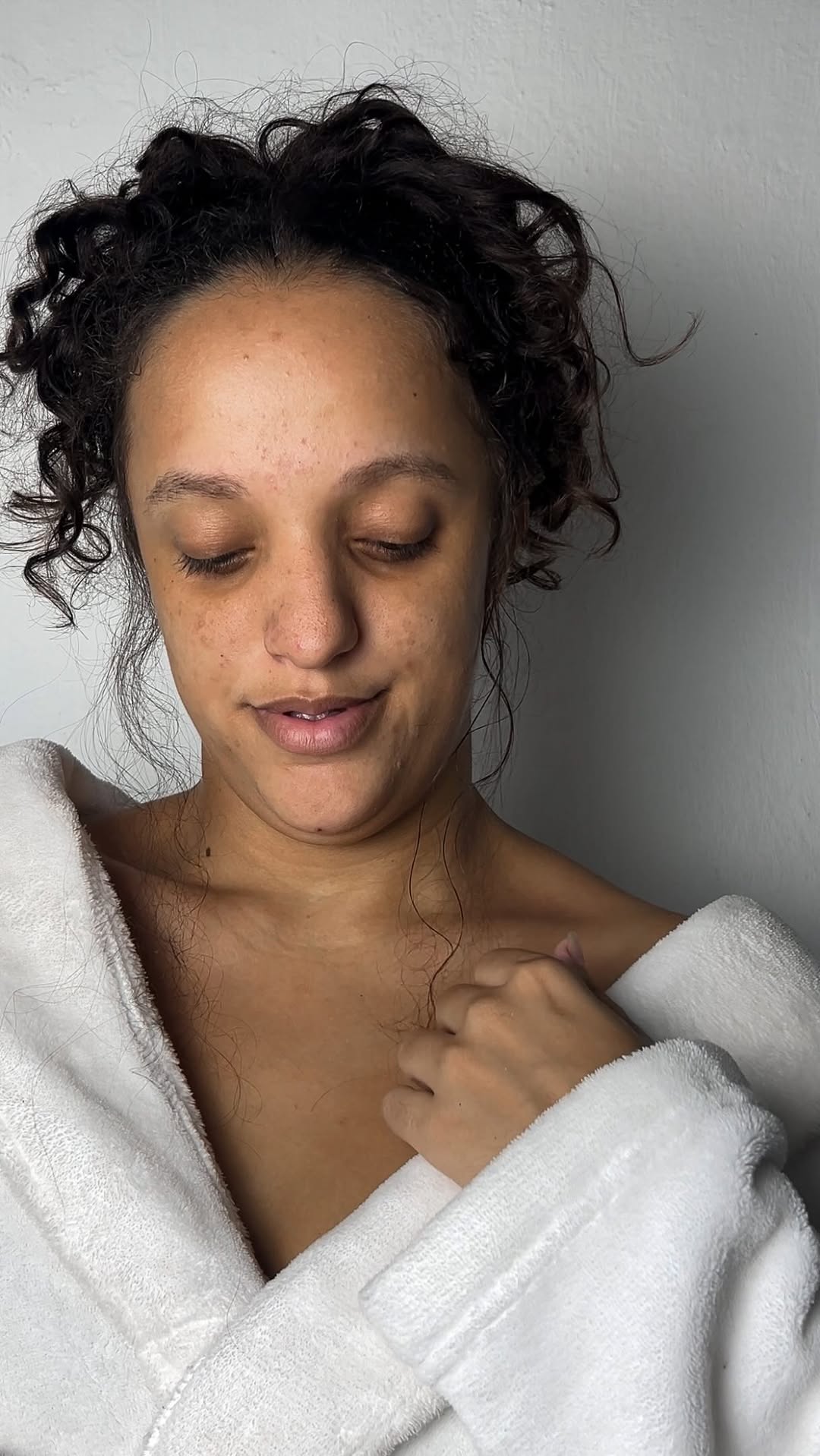 Ultimamente tenho transformado meu banho em um momento de autocuidado. 🫧

E a linha Dove Sabonetes Sérum me mostrou que skincare vai muito além do rosto 🤍

#embaixadove #banhodove #banhodeskincare #explorepage #beautycommunity