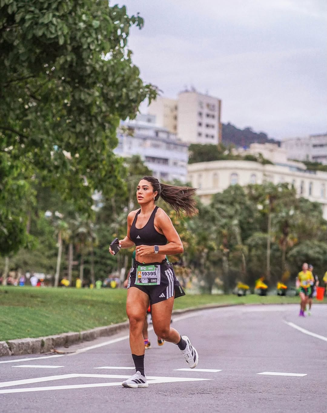 5km na maratona do Rio 💜🧡🏃🏻‍♀️ @maratonadoriooficial