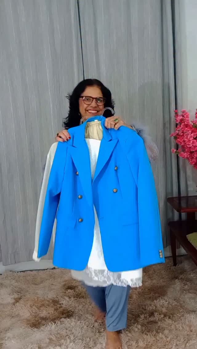 Branco e azul um Match perfeito 
Look super elegante e charmoso

Me conta aqui se gostou?
Já salve para se inspirar depois