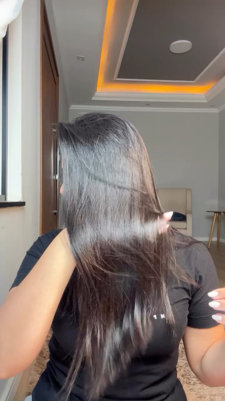 juro! 🥴 eu amooooo, o cabelo fica num brilho!! 😮‍💨
A minha cor é a 400, fica perfeito com o meu tom de cabelo. 

ID: N5S1CH-GBLL
@mercadolivre 

 #DataDupla #6do6NoMeli #MercadoLivre #AeC328 #transicaocapilar❤️