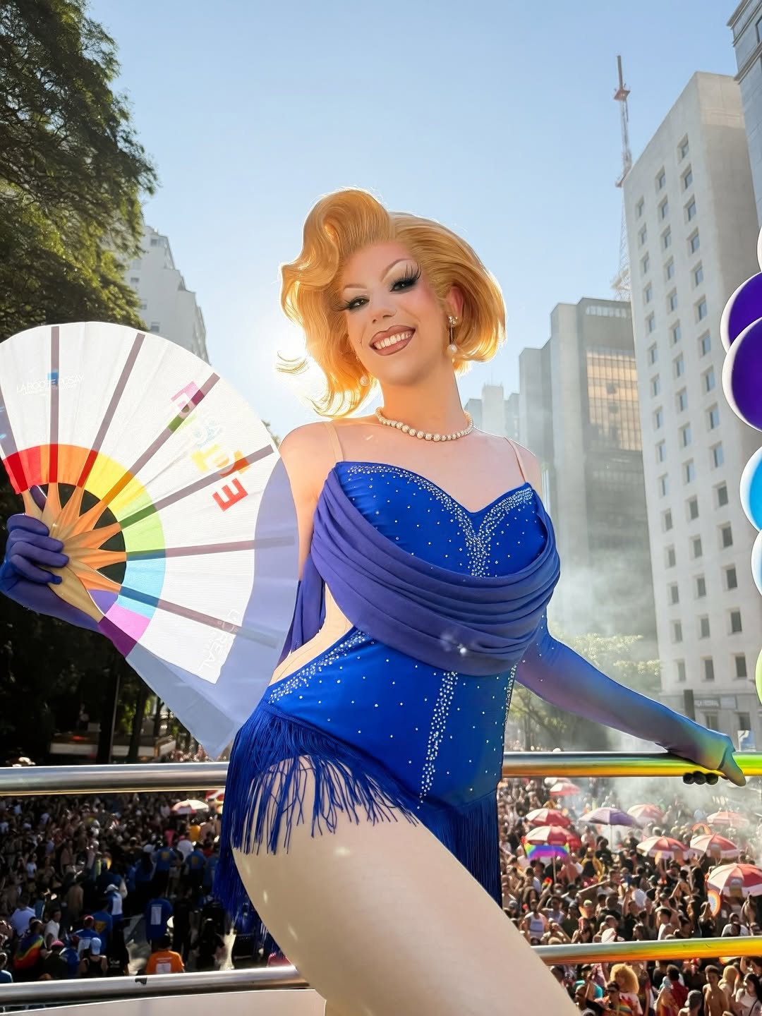 Parada SP com @lorealgroupe e @larocheposaybr  amei demais esse convite 🥹✨