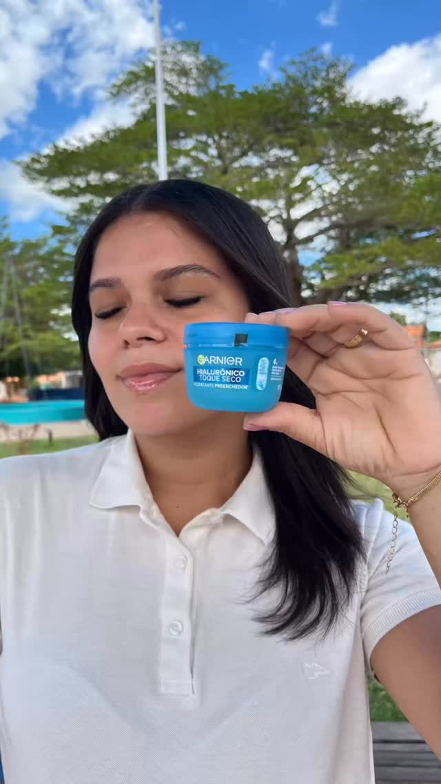 Tem produtos que você usa.

E tem produtos que você sente. 💙❄️

O novo Hialurônico Toque Seco da Garnier me surpreendeu pela textura leve, toque seco e sensação refrescante na pele.

E você? O que não pode faltar em um hidratante para te conquistar? ✨

@garnierbrasil 

#hidratantegarnier#viralvideos#fy#viralgarnier