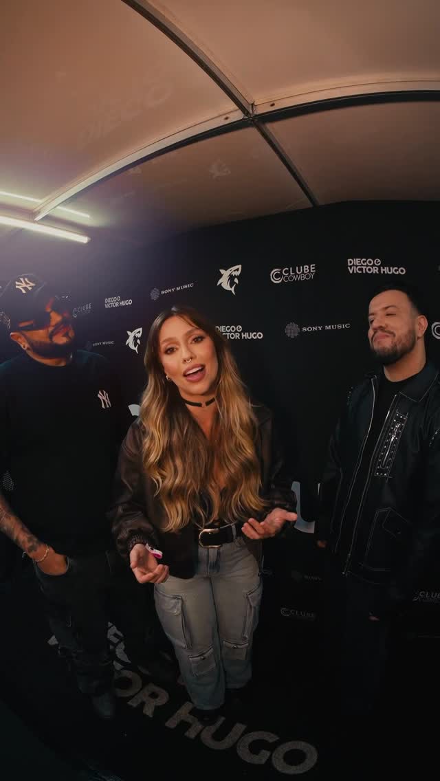 Momentos incríveis que a Festa do Queijo me trouxe! Vai ficar pra sempre no meu coração ❤️
Agradecer o @mj_studio.films que criou o roteiro e me fez cantar com eles 😂
E a @alencarol2 que me fez embarcar nessa loucura, mas eu amei demais!!!