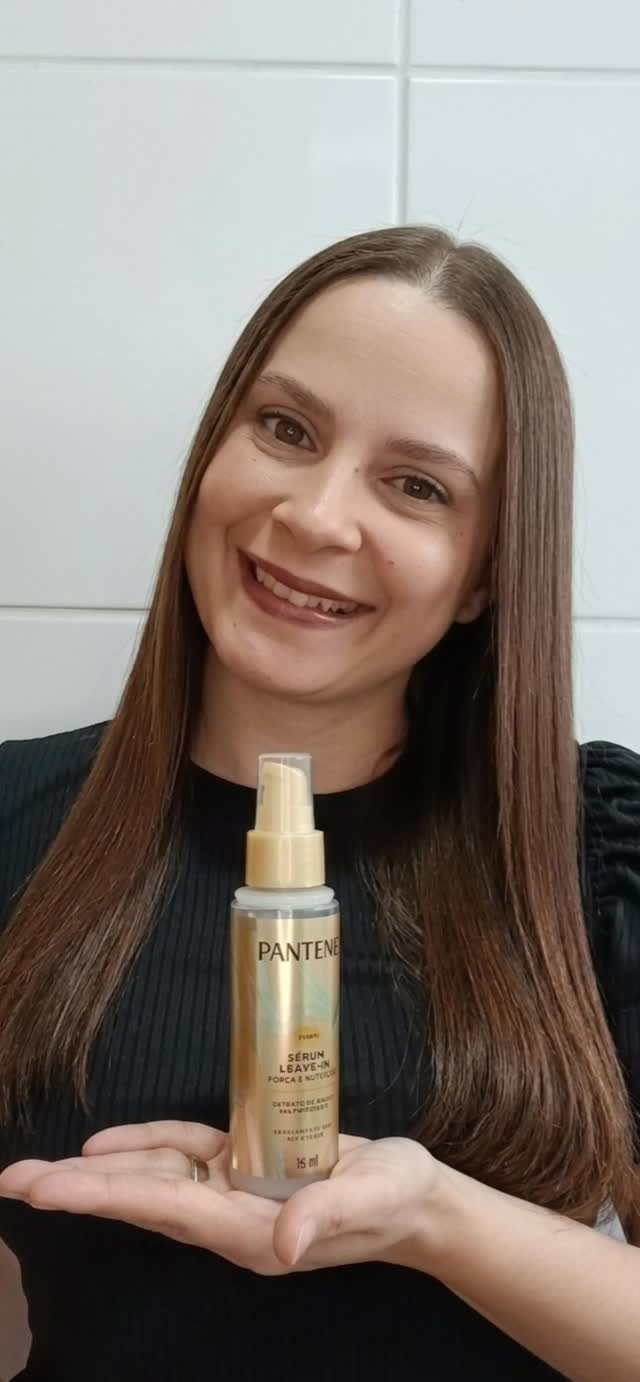 Chegou o novo Sérum Bambu inspirado em Pantene Japão 💛
Tô usando na minha rotina e sério… diferença real no frizz sem pesar 😍✨
@pantenebrasil

#pantene_d80a #CabeloPantene #publi #SerumPanteneBambu