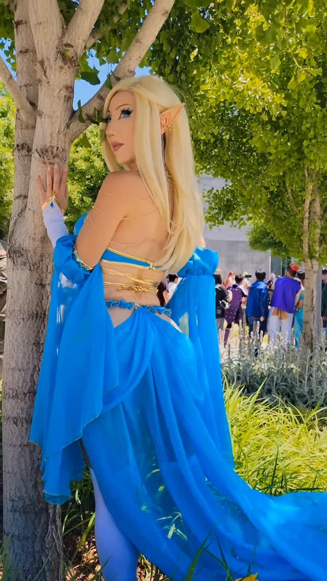 POV: you encounter an Elf Princess in your fantasy 🩵

Cosplay is from the videogame Zelda

#fantasy #elf #cosplay #cosplayer #animegirl
