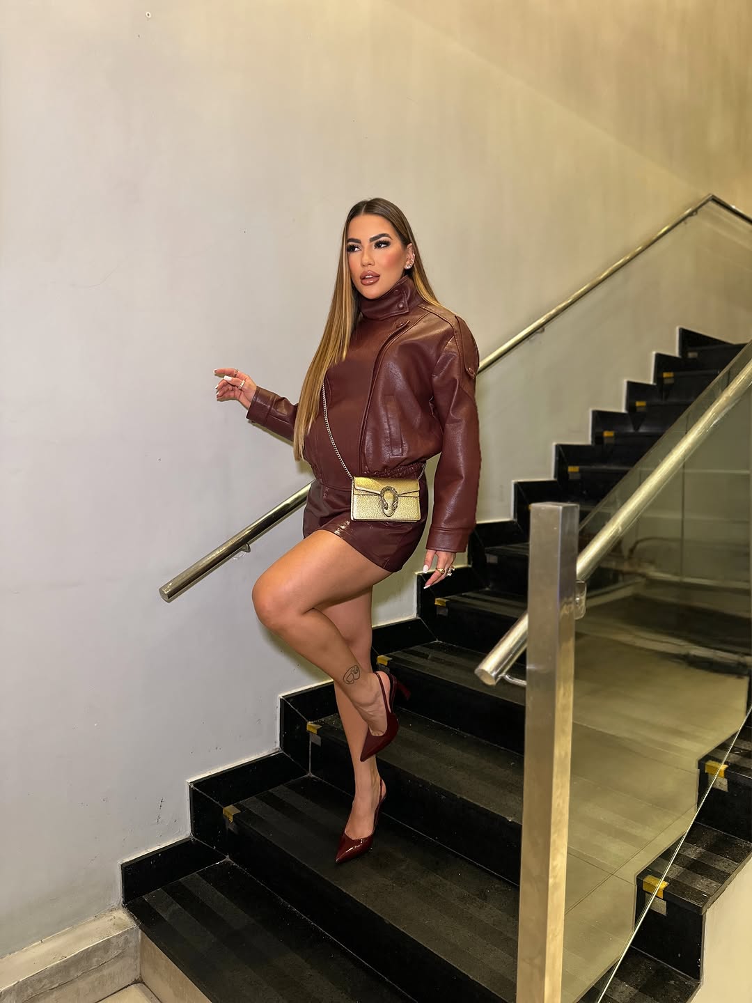 Aproveitando o frio de Campina ❤️‍🔥✨

@usovnaluga

#look #lookinspiracao #lookdanoite