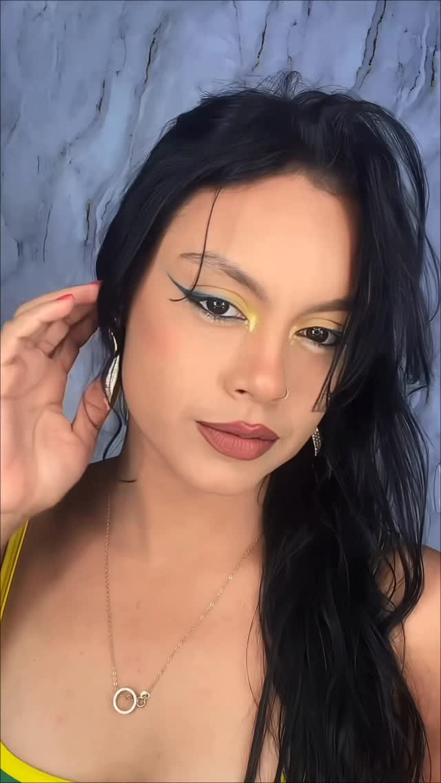 Aqui é o BRASIL 🇧🇷 

#transicao #trendbrasil #aquiéobrasil #makeup  #brasil