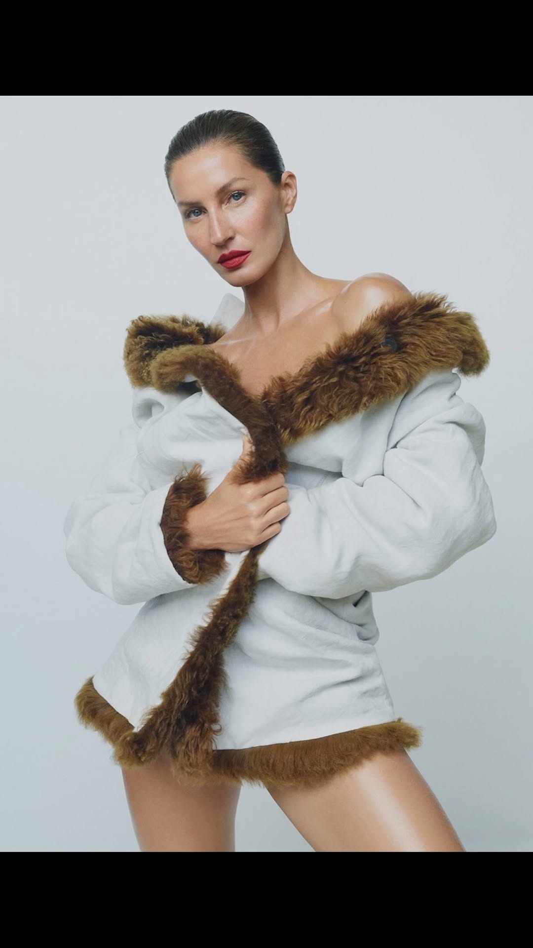 gisele entregando beleza para a e magazine! o que acharam? #giselebundchen #SuperModel #fashion #gisele #wmagazine