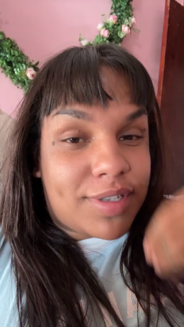 Gordinha mas tá bom na Netflix quem amou ? 🩷

@katydavozeasabusadas @netflixbrasil 

#gordinhamastabom #humor