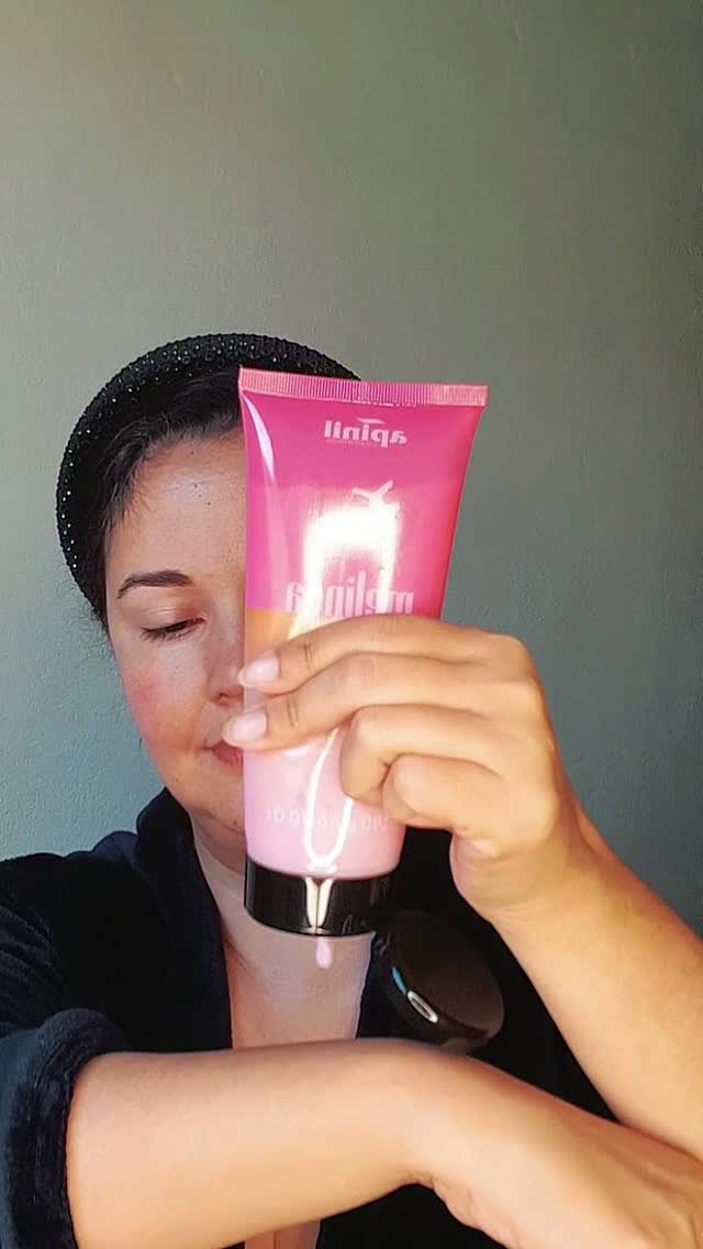 O combo doce que rende elogios do início ao fim do dia
 🍦🍭 #fyu #fypage #reels #beleza 🍨🍬
.
🎥 Amiga já salva essa indicação
  A fragrância é doce sem ser enjoativa.
 O hidratante absorve rapidamente.
 A fixação é muito boa e gruda na pele
 
.
.
.
.
.
.
.
 .
.
.
.
.
.
.
.
.
.
.
.
.
.
.
.
 #produtosbeleza
