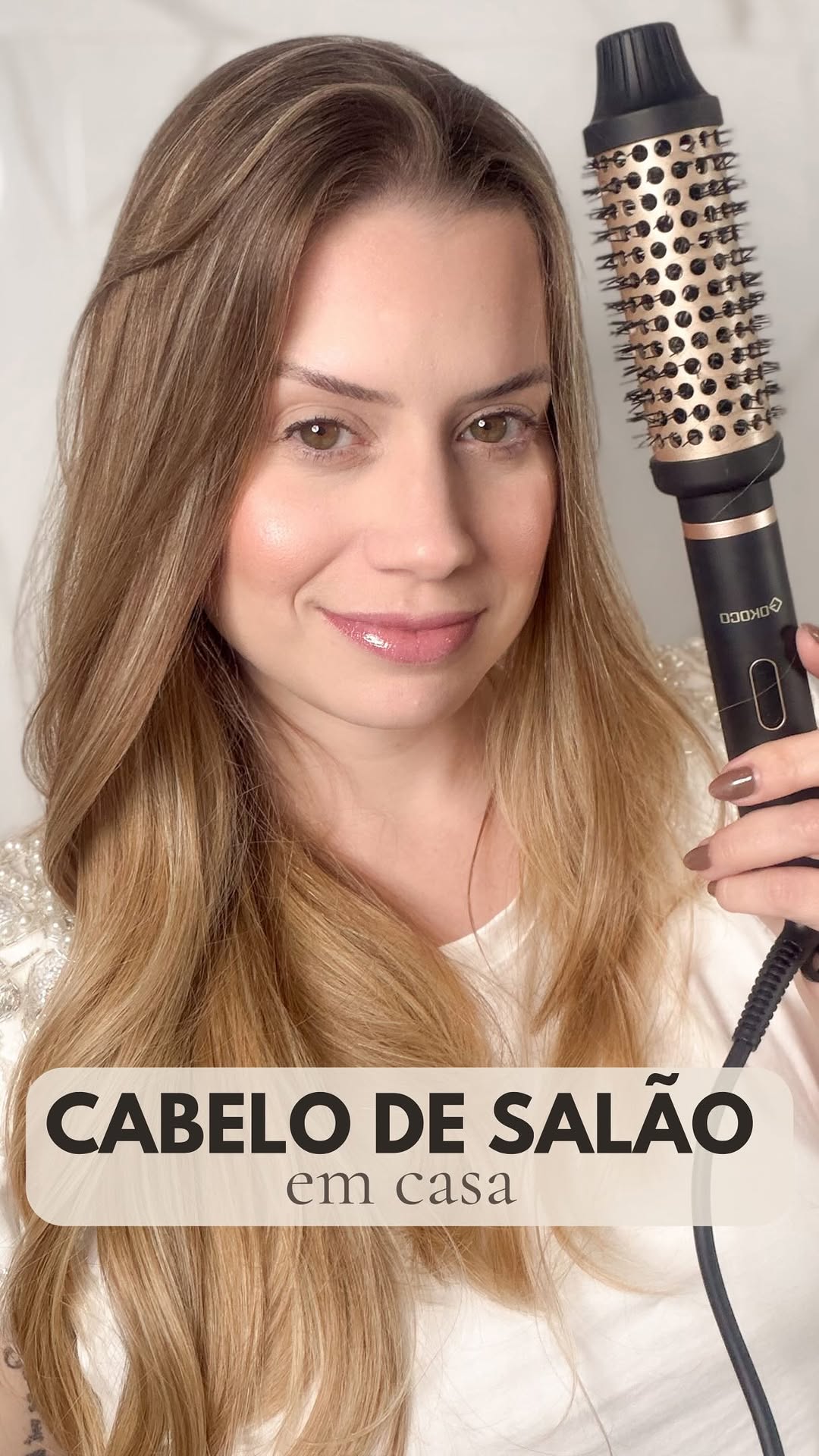 Cabelo de salão feito em casa 😍
Eu amooo o efeito que dá!! O cabelo fica muitoooo lindo! 
Deixei o link nesse mesmo video la no app vizinho, o meu @ é o mesmo daqui ta? 

Gostaruuuu? 

#cabelolindo #cabelo #dicasdebeleza