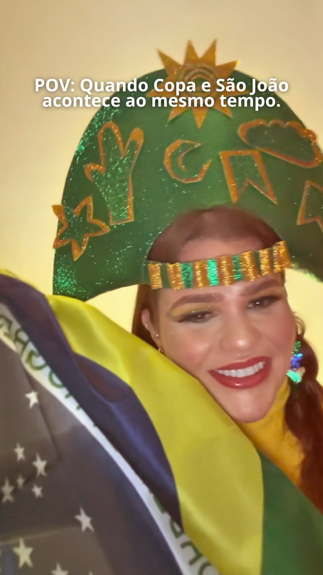 Quando você percebe que vai ter que torcer pelo Brasil e dançar quadrilha na mesma semana. No Nordeste, a gente não escolhe entre Copa e São João. A gente vive os dois. 🇧🇷🔥

E para entrar no clima de cada comemoração, as maquiagens do vídeo você encontra na Fort Tudo e na Fort Cosméticos. 📍

💙 Agora conta pra gente: você está mais no clima da Copa, do São João ou dos dois?