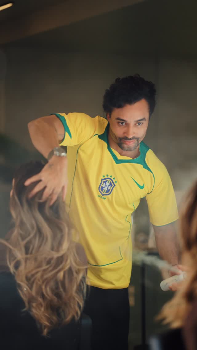 Hoje começa a Copa. Nós estamos prontos para receber você e deixá-la impecável para cada emoção. E você, está pronta? ✨💚💛