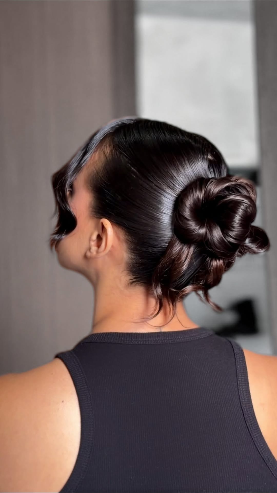 produção de make e penteado para Bruna. 
sem dúvidas, esse é um dos penteados mais pedidos pelas últimas clientes, moderno e despojado. ⭐️

#maquiadorrecife #maquiadorjaboatão #maquiadorcurado #maquiadorboaviagem