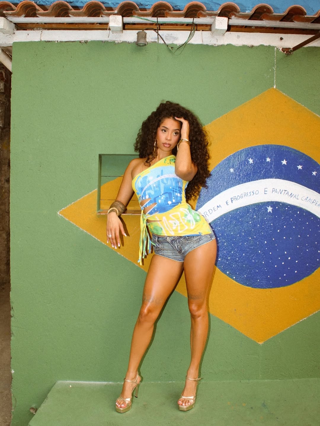 brasileira bb 🇧🇷 fotos @aimaiaracarvalho #brasil