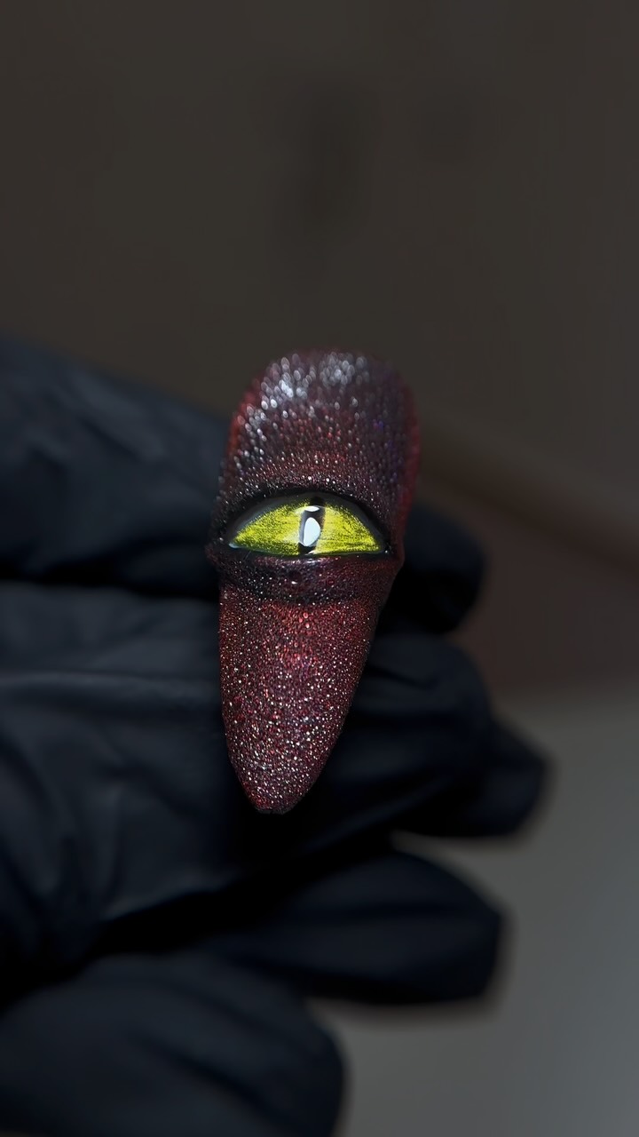 ✨ Sempre me pedem dicas de como começar nas unhas  3D e eu adoro mostrar que não é nenhum bicho de sete cabeças.
Aqui no meu perfil você encontra vários tutoriais exclusivos onde eu mostro, na prática, como criar esses efeitos que fazem qualquer unha se destacar. 

#nailart #unhas3d #naildesigner