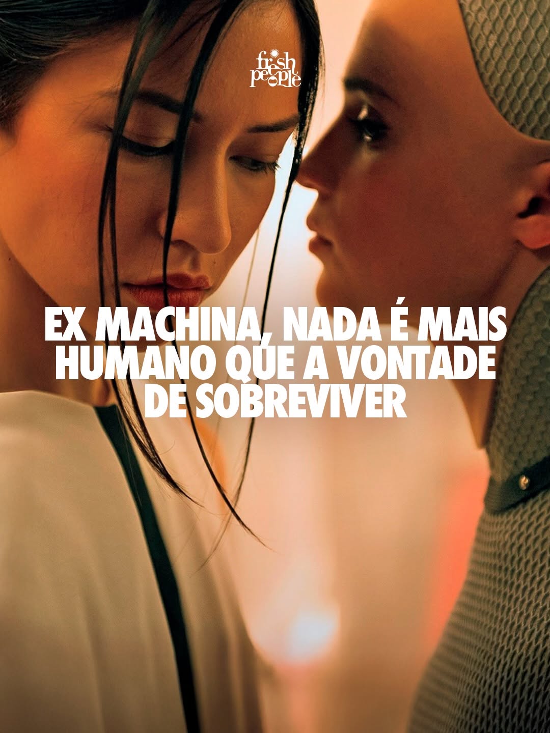 Ex_Machina, filme de 2015 do roteirista Alex Garland, apresenta o programador Caleb tendo a “sorte” de ser selecionado para visitar Nathan Bateman, CEO da Blue Book, a empresa de tecnologia mais poderosa do mundo, em tudo análoga ao Google. Bateman é o arquétipo do fundador de tecnologia que acredita que criar inteligência artificial o coloca acima de qualquer responsabilidade.

O convite é, na verdade, um experimento. Nathan construiu uma inteligência chamada Ava, redirecionando câmeras e micro
