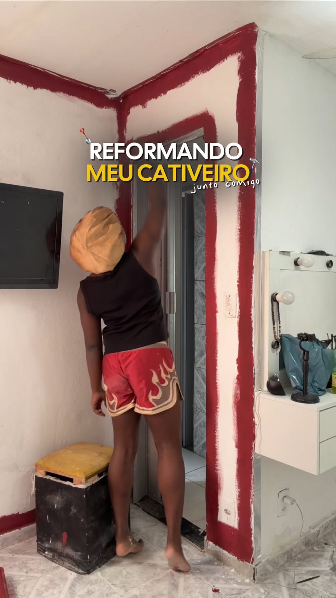 REFORMANDO MEU QUARTO pt 2!💪🏾🔨
-
Usei a cor vermelha e azul dos corantes - @tekbond_oficial 
-
Você encontra facilmente no @mercadolivre 
ID: PXSBWJ-MJ4J

#MercadoLivre #CasaEDecorNoMercadoLivre #AeC324 #Reforma #Quarto