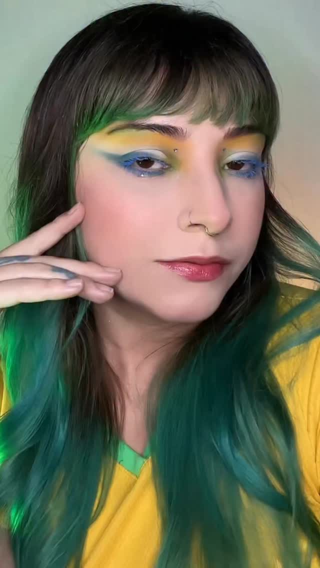 Tutorial maquiagem BraSil 🇧🇷 

#maquiagembrasil #copadomundo
