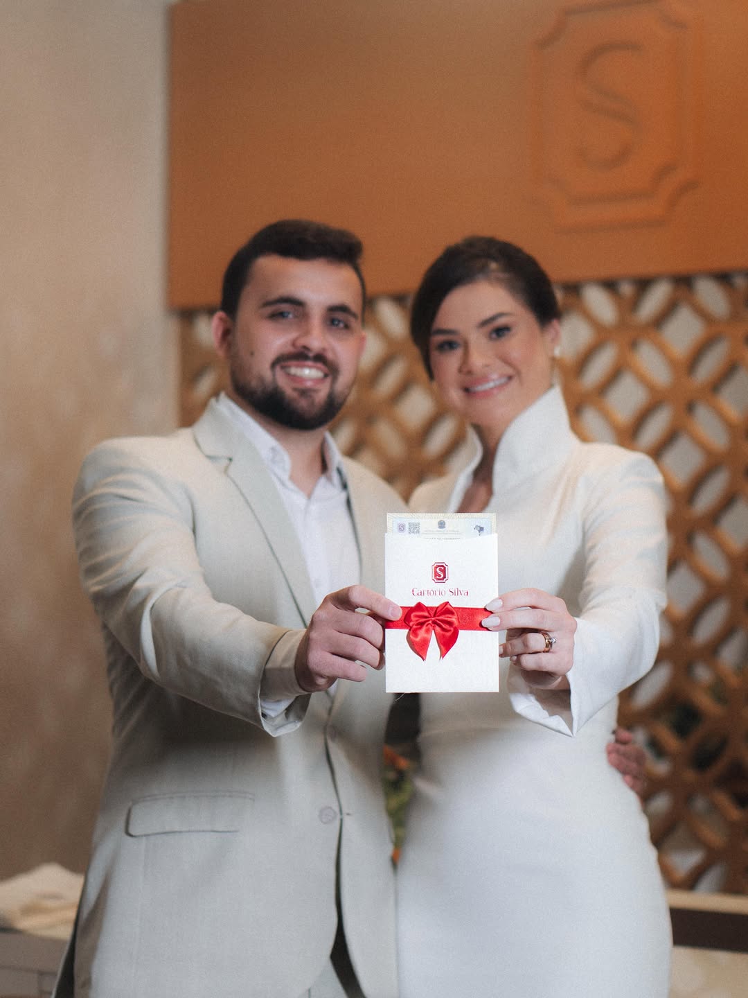 Entre assinaturas, sorrisos e muito amor! ✨
Sr. e Sra. 🤍💍

#casamento #cartoriosilva #love