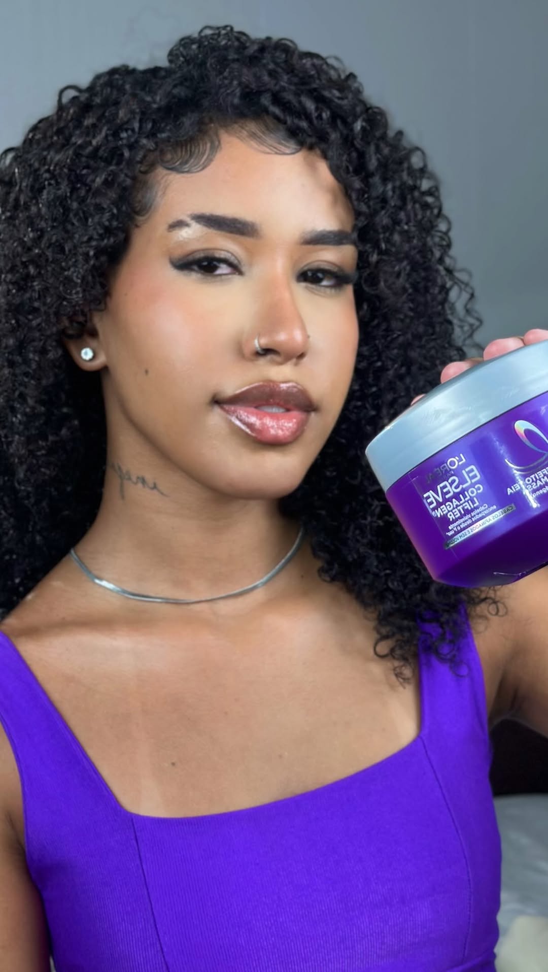 Vocês não estão preparados para o efeito espelhado que a linha Elseve Colágeno Lifter entrega! ✨

Um CABELO bonito começa com fios encorpados, com reposição de massa e muita luminosidade. E foi exatamente isso que eu percebi usando a máscara da linha.

O resultado? Mais brilho, maciez, movimento e aquele efeito espelhado que a gente ama! 💜

Já quero saber quem vai testar também!

@lorealparis 

#Publicidade #ElseveColageno #CabeloElseve #cacheadas #haircare