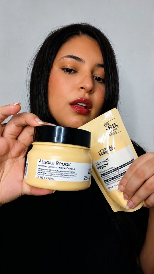 Minha rotina Capilar com L'Oréal Professionnel!

Meu cabelo estava precisando de uma reparação por causa do uso de fontes de calor. Então eu utilizei a máscara de tratamento Absolute Repair de @lorealpro_education_brasil. A máscara recuperou meu cabelo e deu o efeito de salão em casa. E agora com o refil está mais sustentável manter o seu potinho! 💛

Me conta aí! Você também está procurando efeito de salão em casa? Já conhecia a Linha Absolute Repair?

#RefilLorealPro #LorealistarBR #VemProMovi