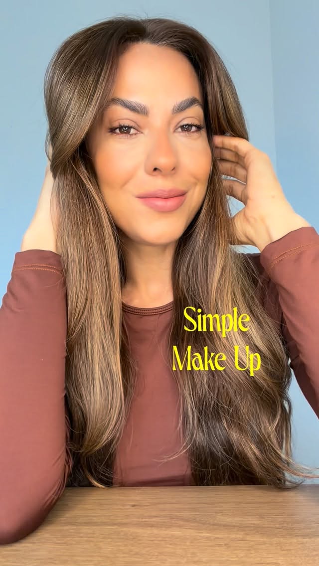 Pronta em menos de 10 minutinhos!!!👌🏼🤌🏼👄

Gostaram? 
#makeuptutorial #simplemakeup #beleza #maquiagem