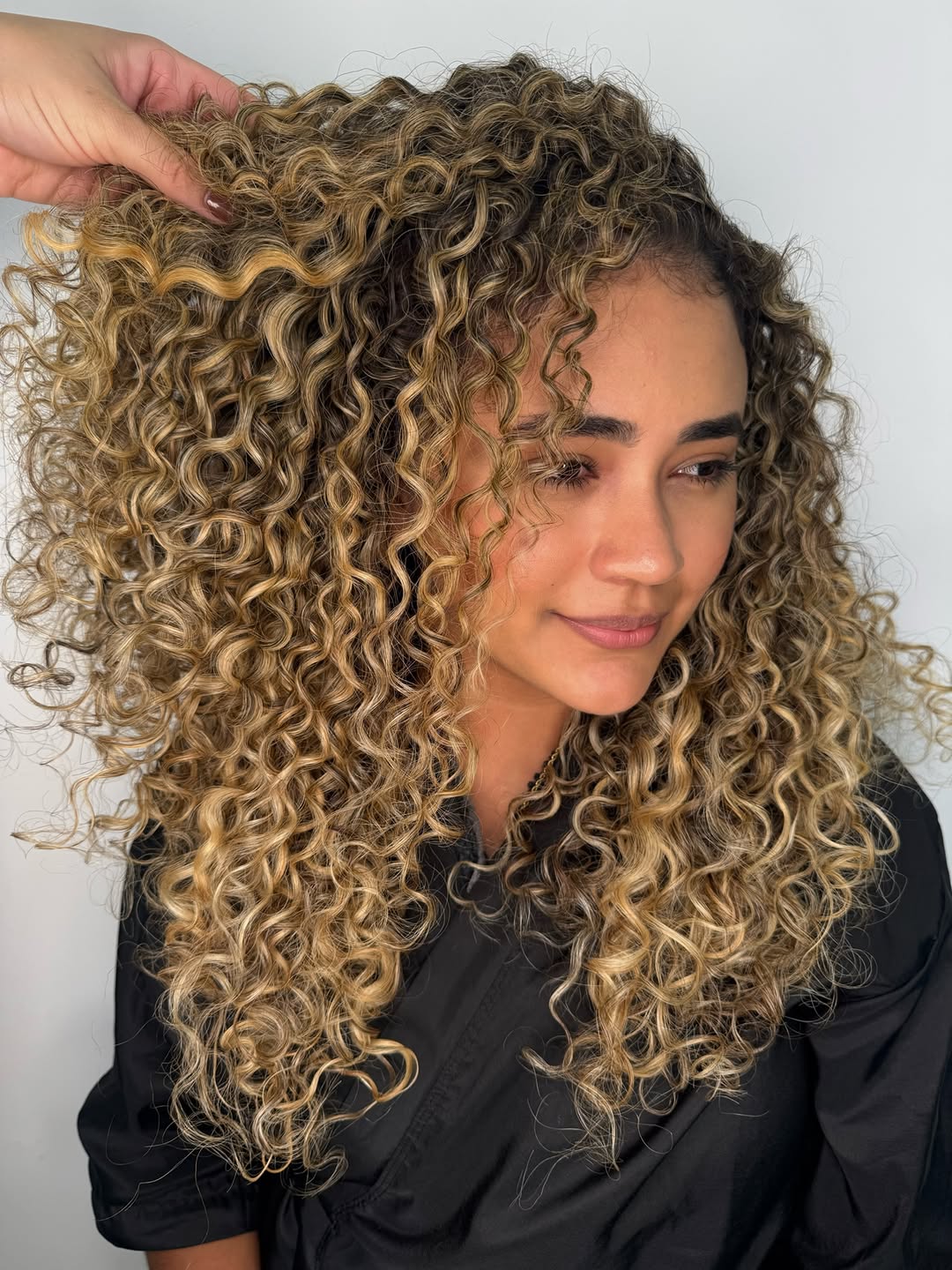 Mais uma lindeza pro feed
Combo mechas ✨

#cachos #postviral #maranhao #nordeste #cacheadas