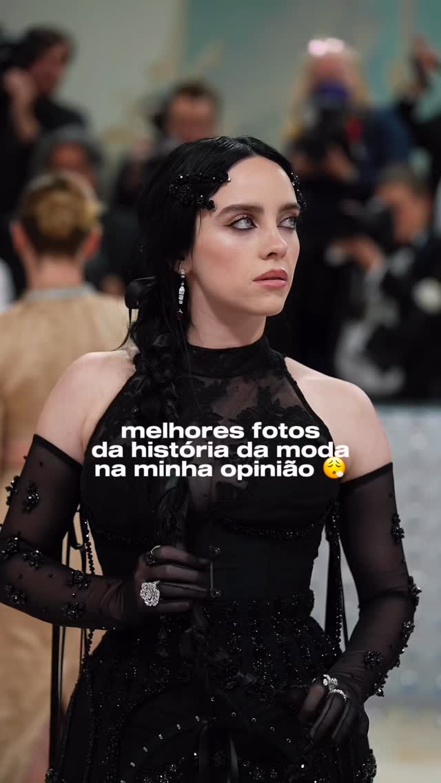 se você quer aprender mais sobre moda me segue 💋

melhores fotos da história da moda na minha opinião parte 1, qual dessas é sua favorita e qual você quer ver na parte 2? comenta aqui! ✨

#moda #fashion #pop #hautecouture #supermodel