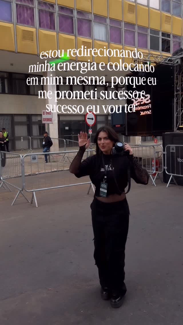 você é o seu maior projeto, mulher 🤟🏻📷✨

trabalhe em você, por você. esse é o pique! 

#foco #motivatiob #woman #girlpower