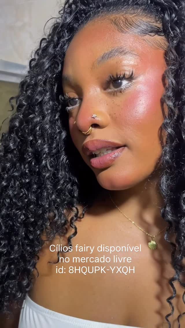 Os cílios perfeitos para quem gosta mais desse efeito mangá lashes. 🪽💘

Link do cílios n